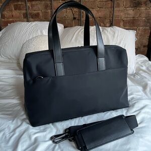 AWAY The Everywhere Bag (Jet Black)